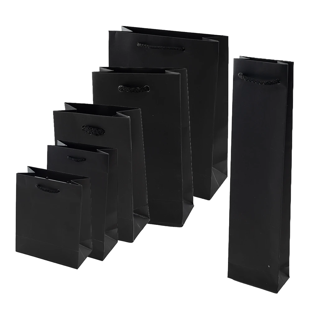 Χάρτινη Τσάντα Συσκευασίας Με Κορδόνι Και Ματ Πλαστικοποίηση Ριγέ Μαύρη